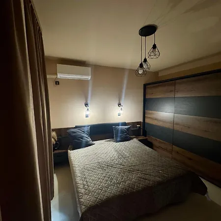 Hills Complex سوزوبول